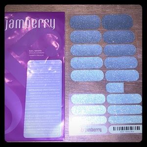 ✨ Jamberry Nails - Barely Blue✨
